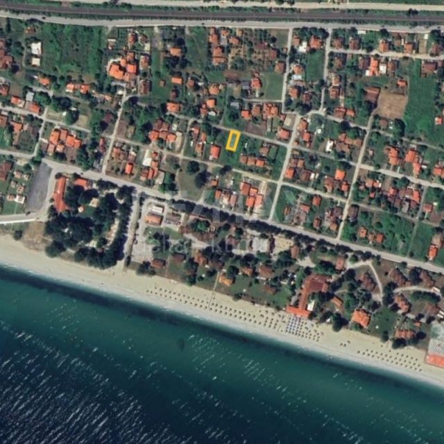 4340-62619379.jpg