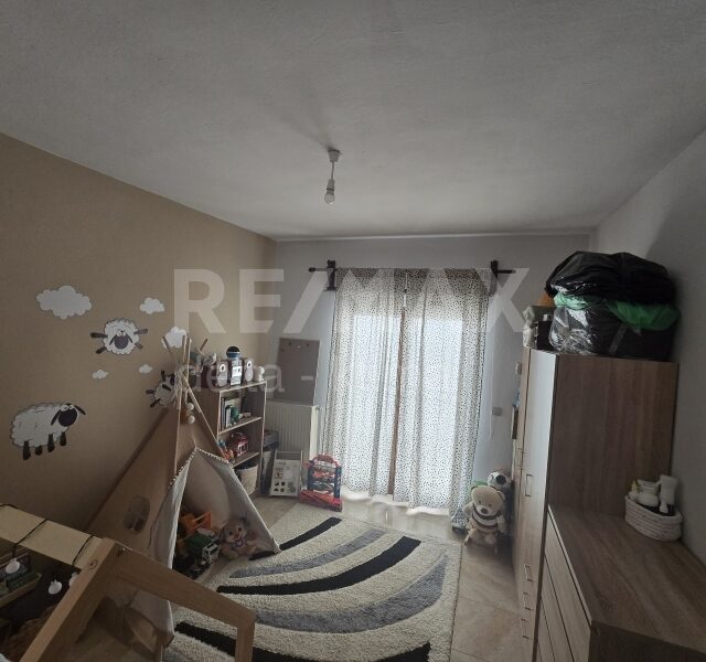 4345-71955310.jpg