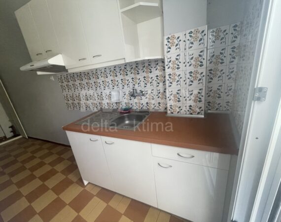288-75143340.jpg