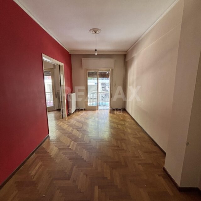 4350-7591984.jpg