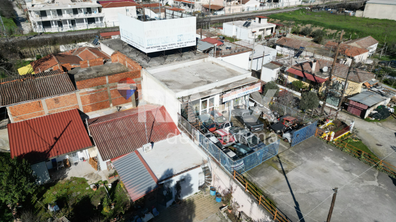 1120-69442974.jpg