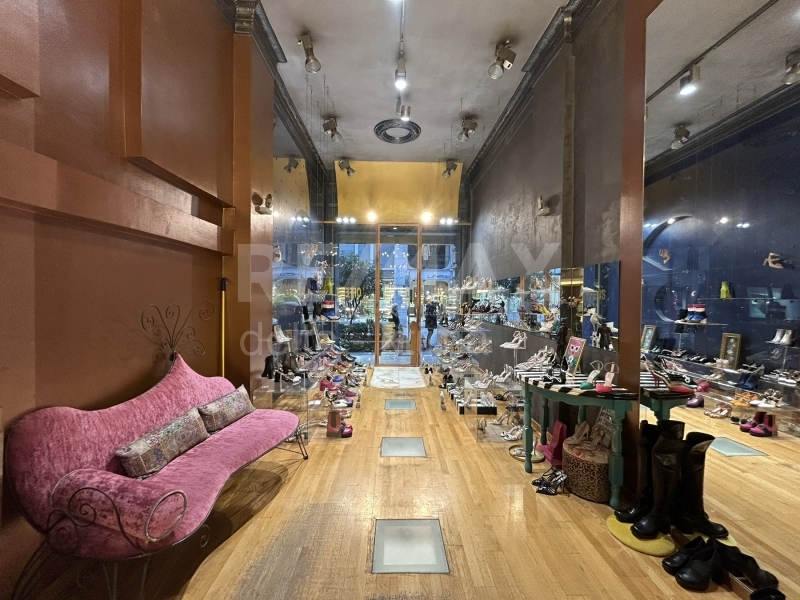 4368-83733574.jpg