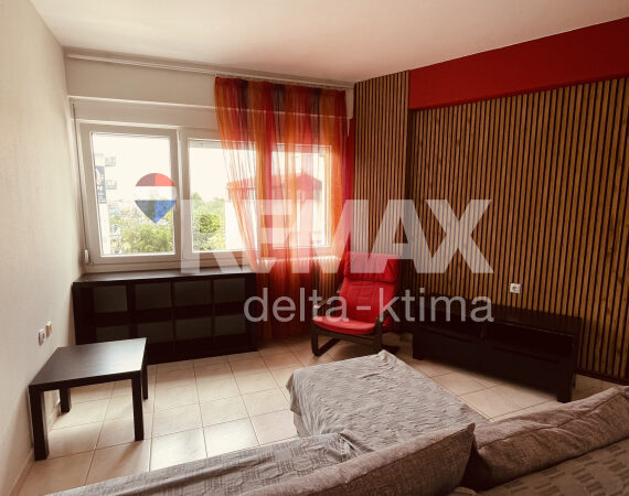 4343-88862904.jpg