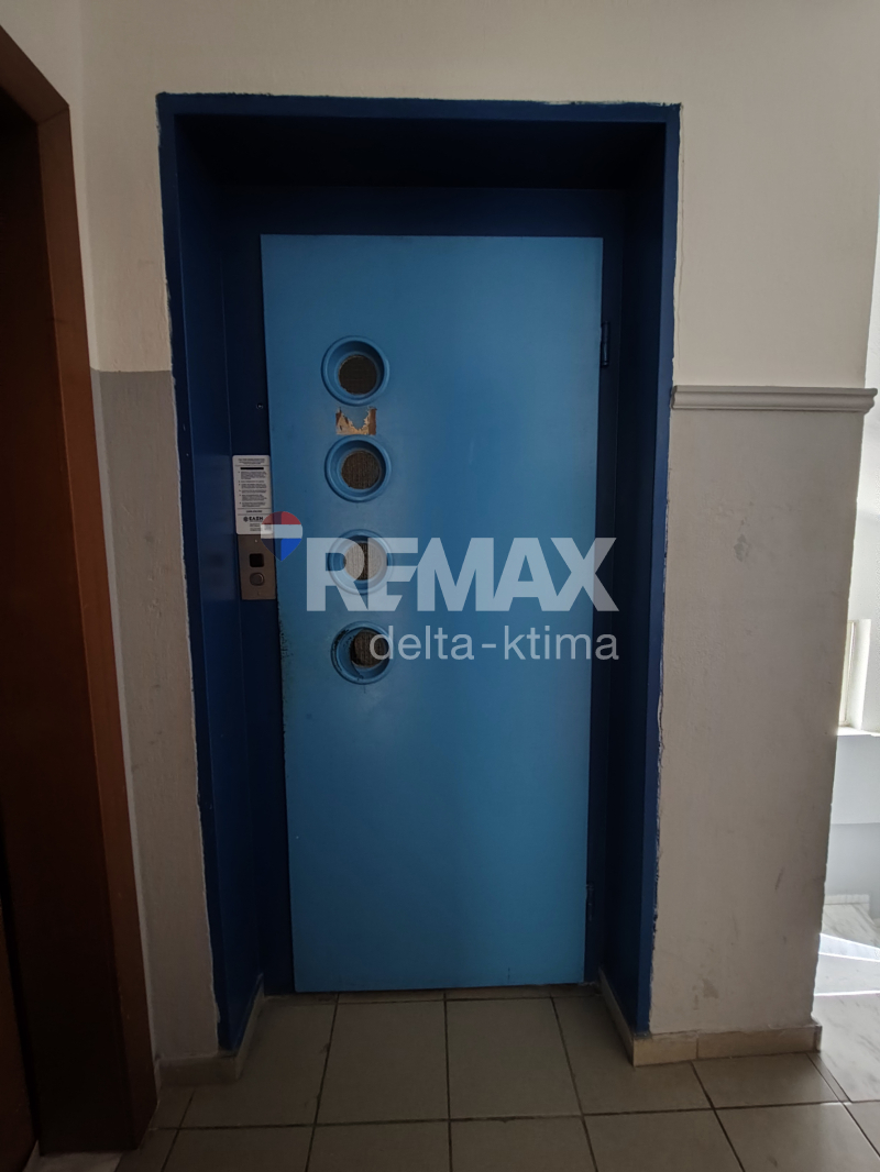 4368-87953229.jpg