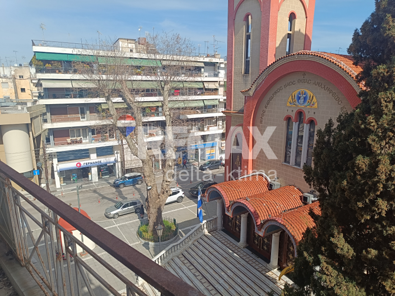 1116-8997718.jpg