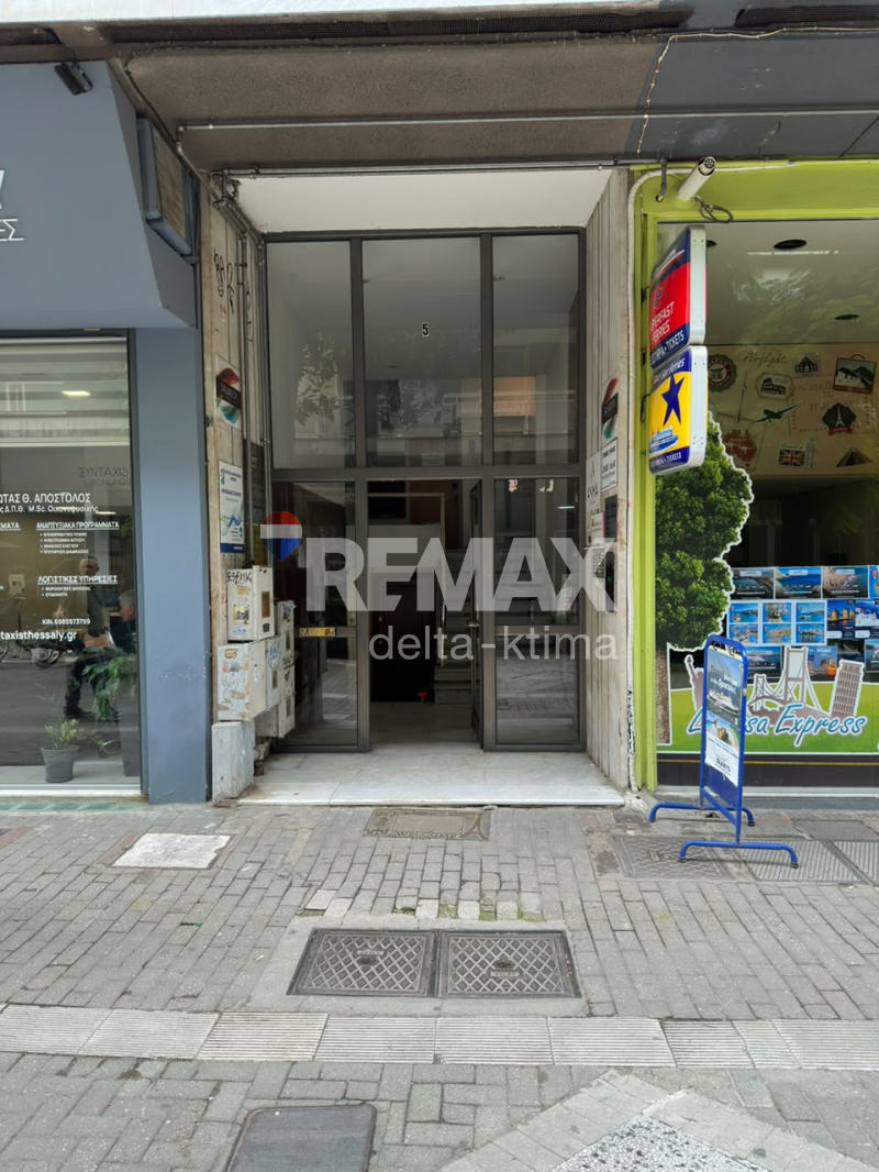1142-88981507.jpg