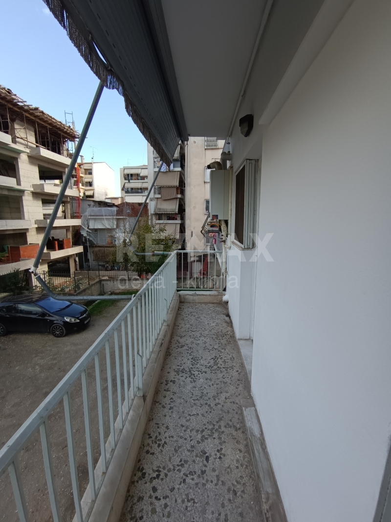 1121-80695488.jpg