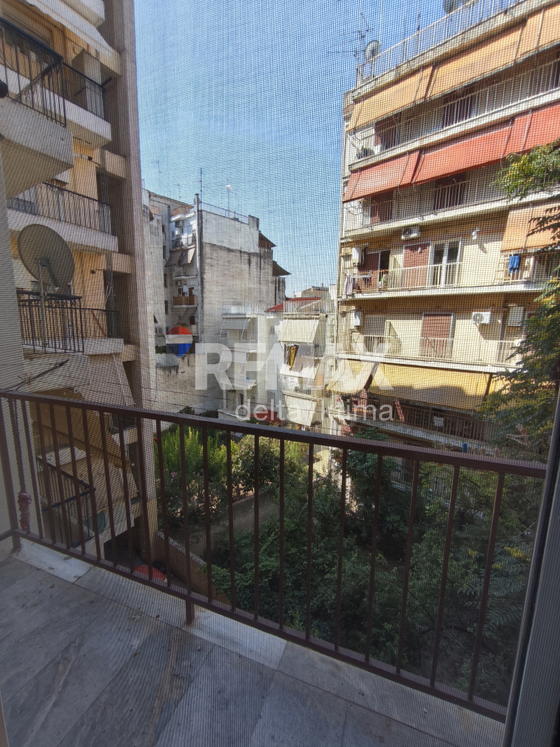 1121-90823509.jpg