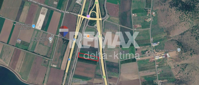 1127-90263760.jpg