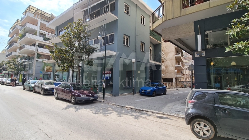 5-10475136.jpg