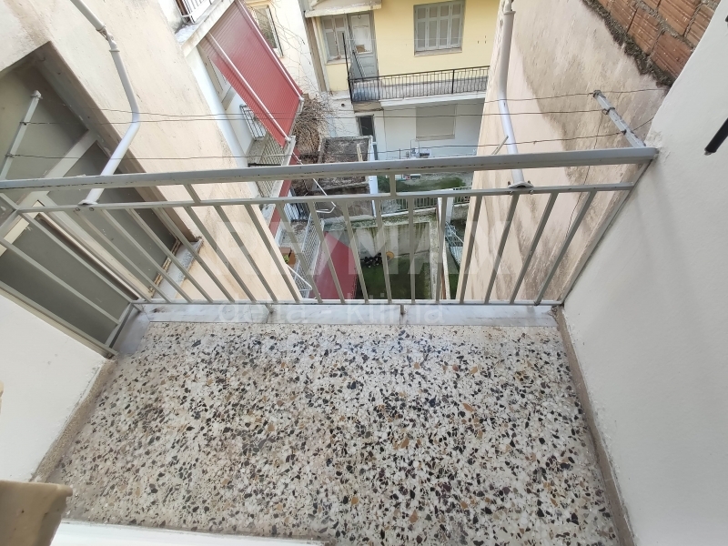 1099-9865334.jpg