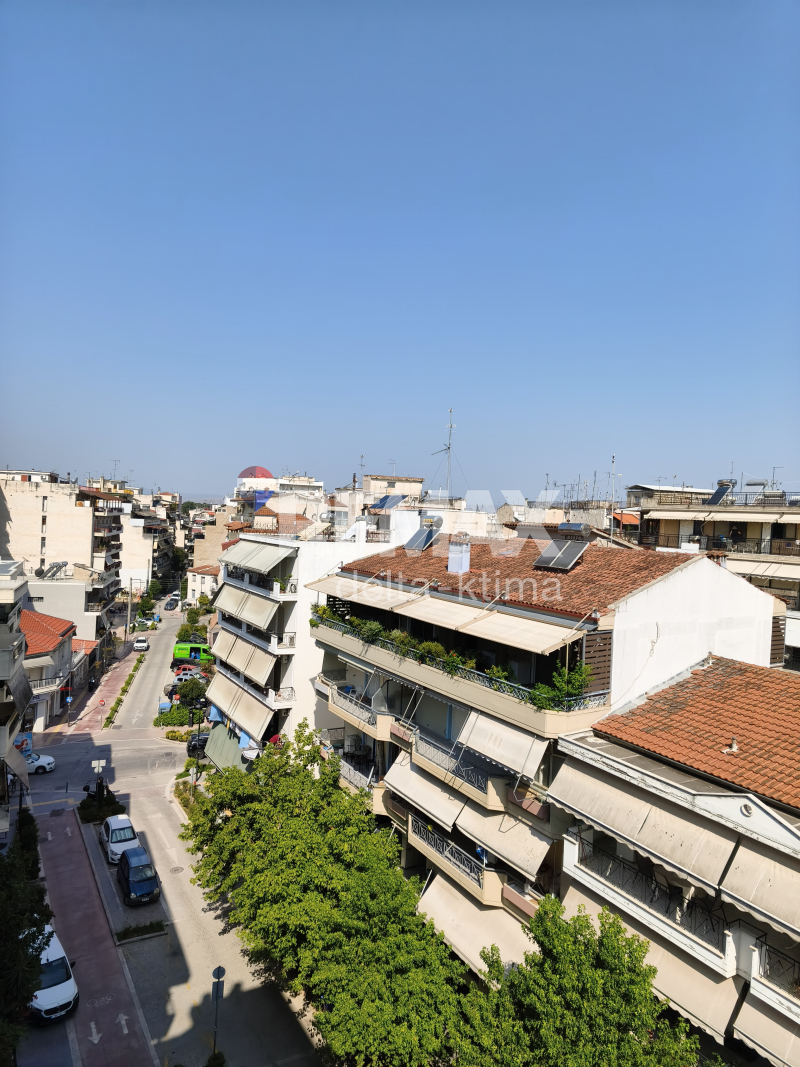 1121-91573612.jpg