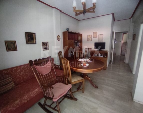 1120-77916204.jpg
