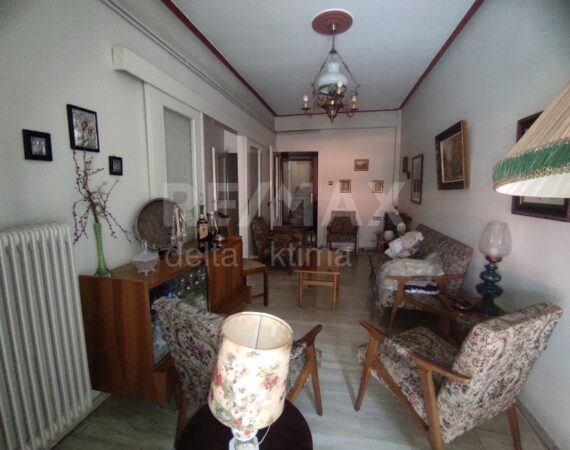 1120-7791985.jpg