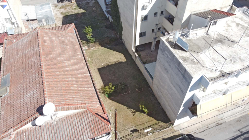 1099-93380.jpg