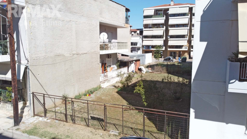 1099-93389393.jpg