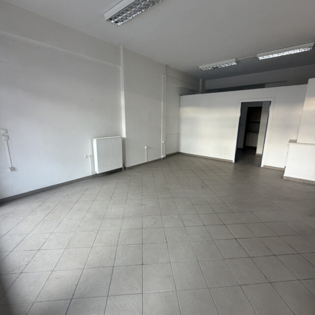 1099-93829925.jpg