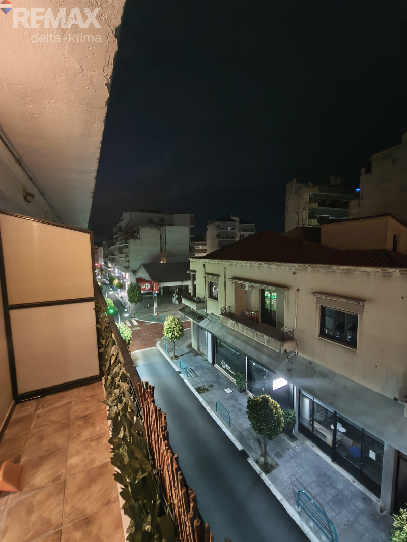 1121-93495971.jpg