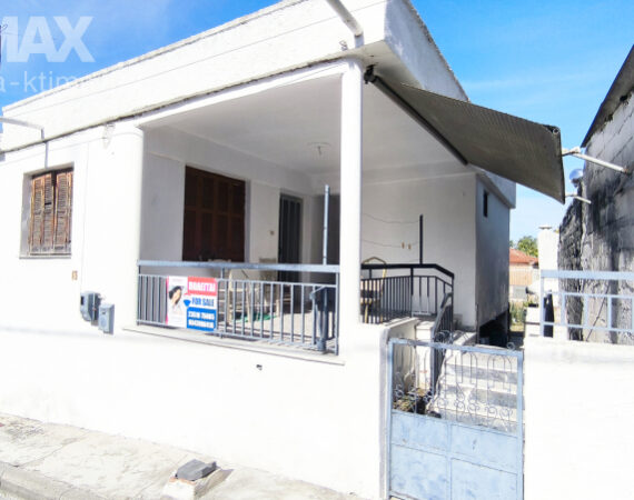 4347-9298621.jpg